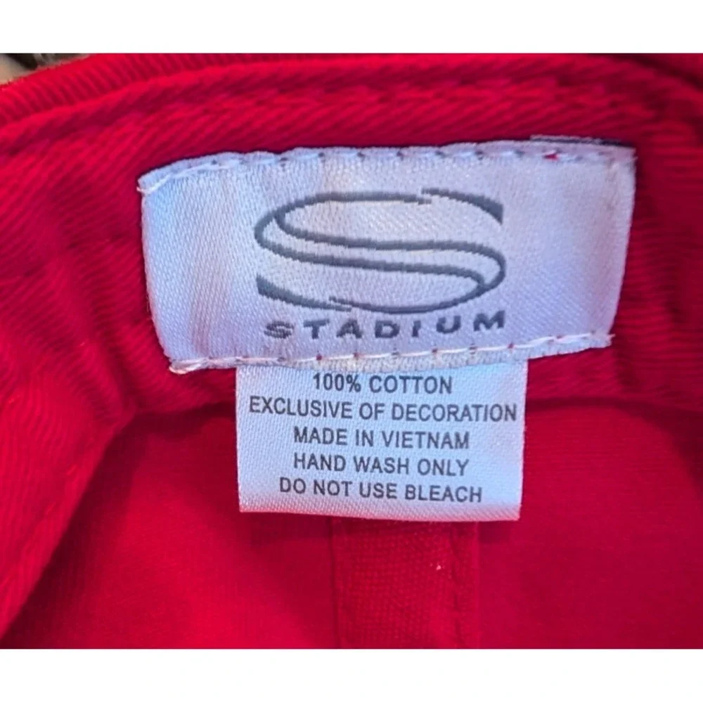 New England Revolution   Red Hat Cap  NEW Adjustable  NWT
